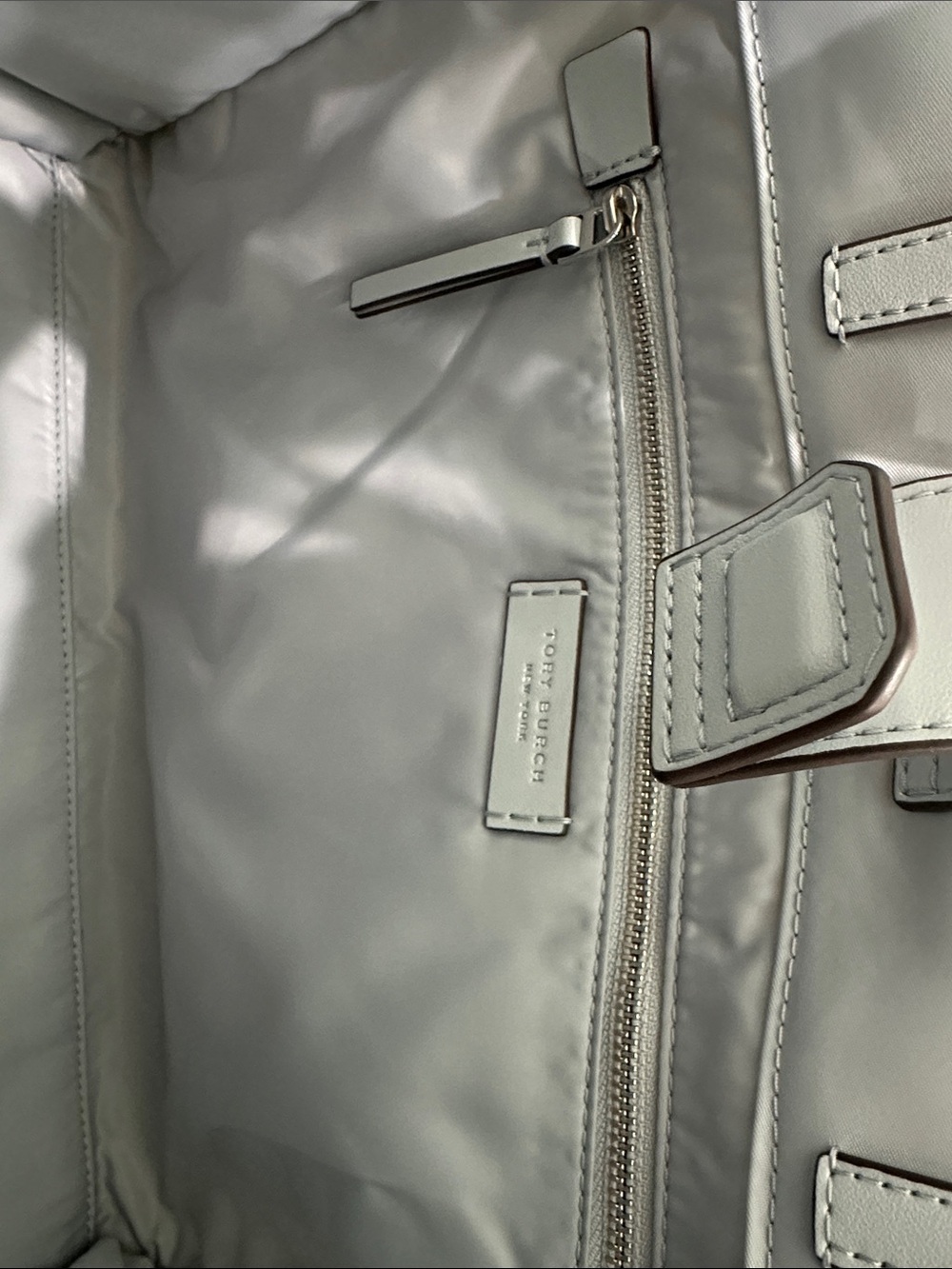 Tory Burch Light Gray & Grey Logo Tote Bag - Picture 7 of 10